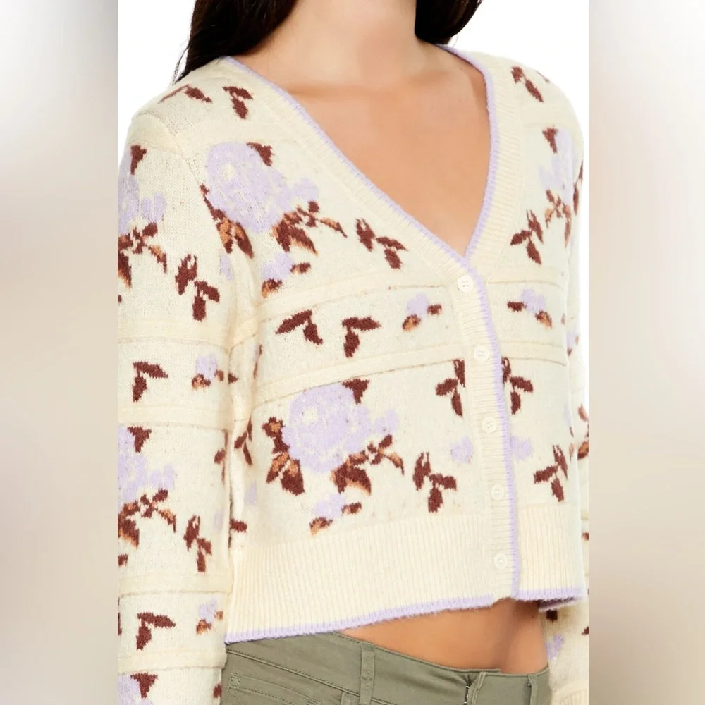 NWT! Forever 21 Cream and Purple Floral Print Cardigan Small Cottagecore